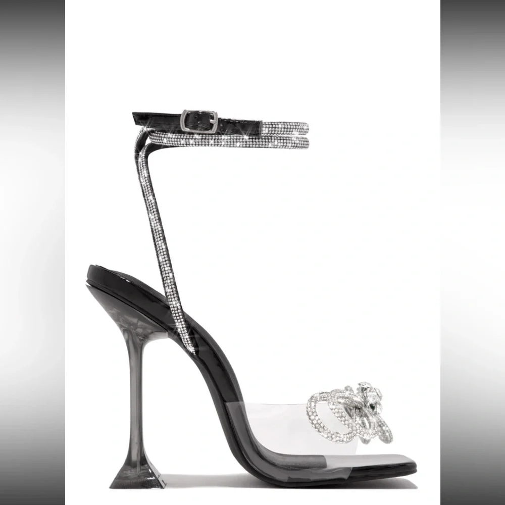 MISS LOLA Heels - Picture 2 of 7